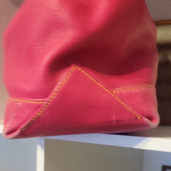 Authentic Dooney & Bourke Lrg Tote Pink Fuchsia Smooth Leather Handbag - Picture 6 of 13
